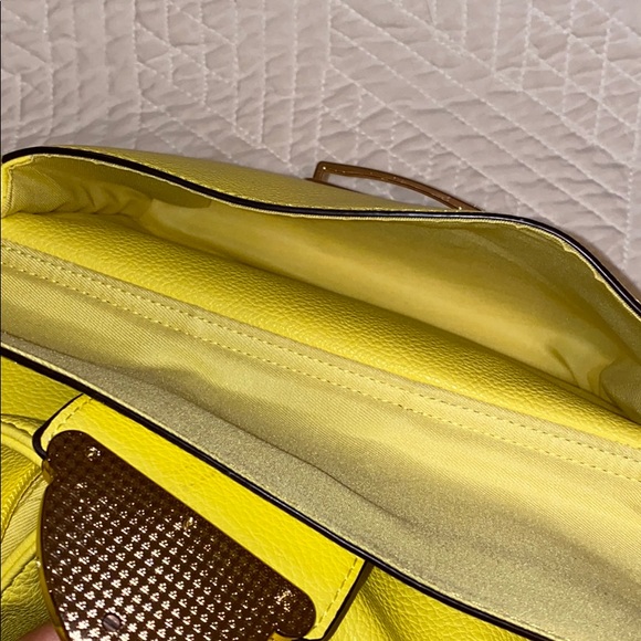 Yellow shoulder bag - Picture 6 of 6